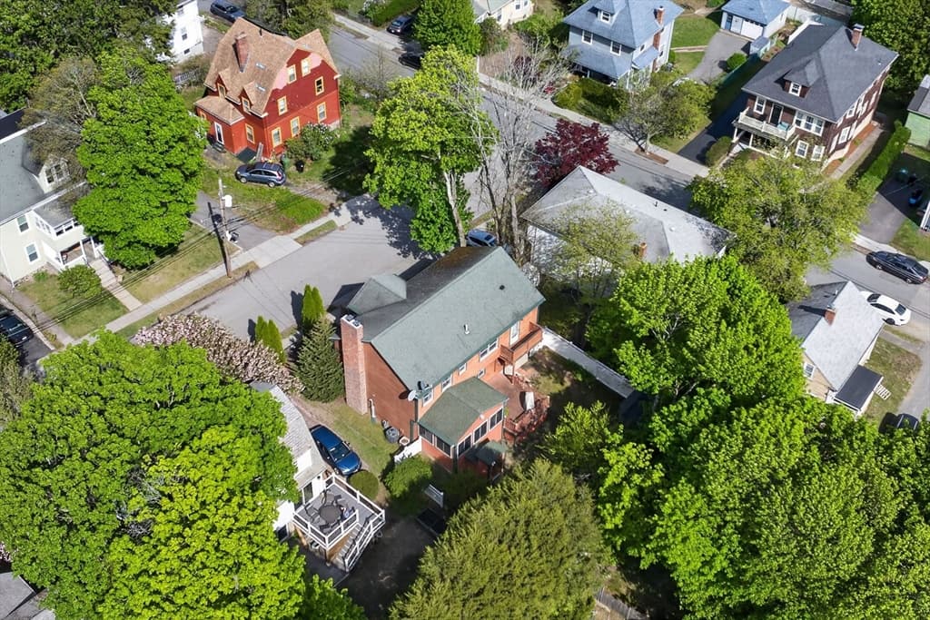 Single Family Residence at 8 Hawthorne St, Watertown MA 02472, photo 37 of 38