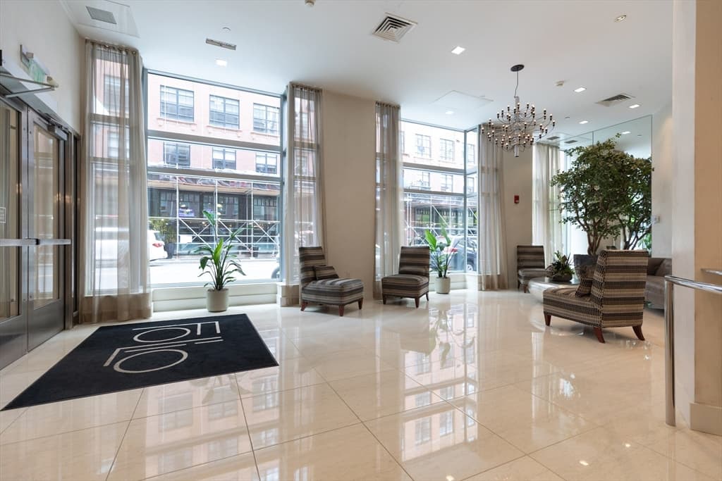 Condominium at 80 Broad St # 706, Boston MA 02110, photo 13 of 14
