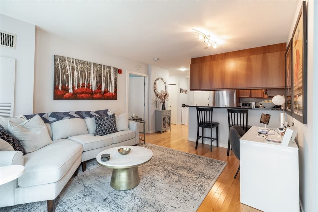 80 Broad St # 706, Boston MA 02110