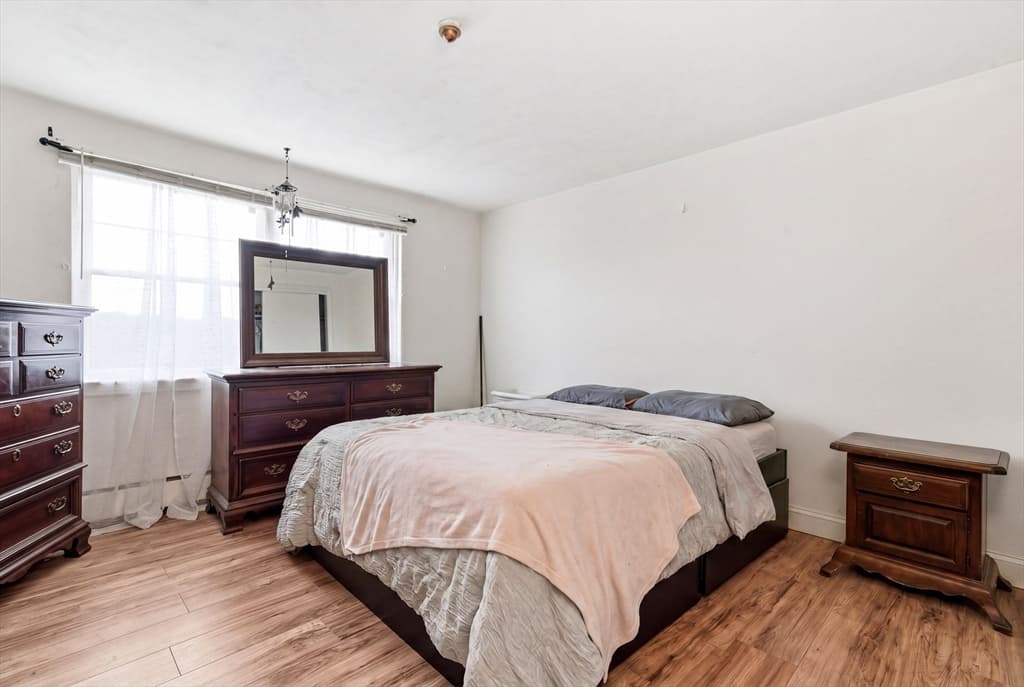 Condominium at 2 Tara Dr # 11, Weymouth MA 02188, Weymouth, photo 5 of 9