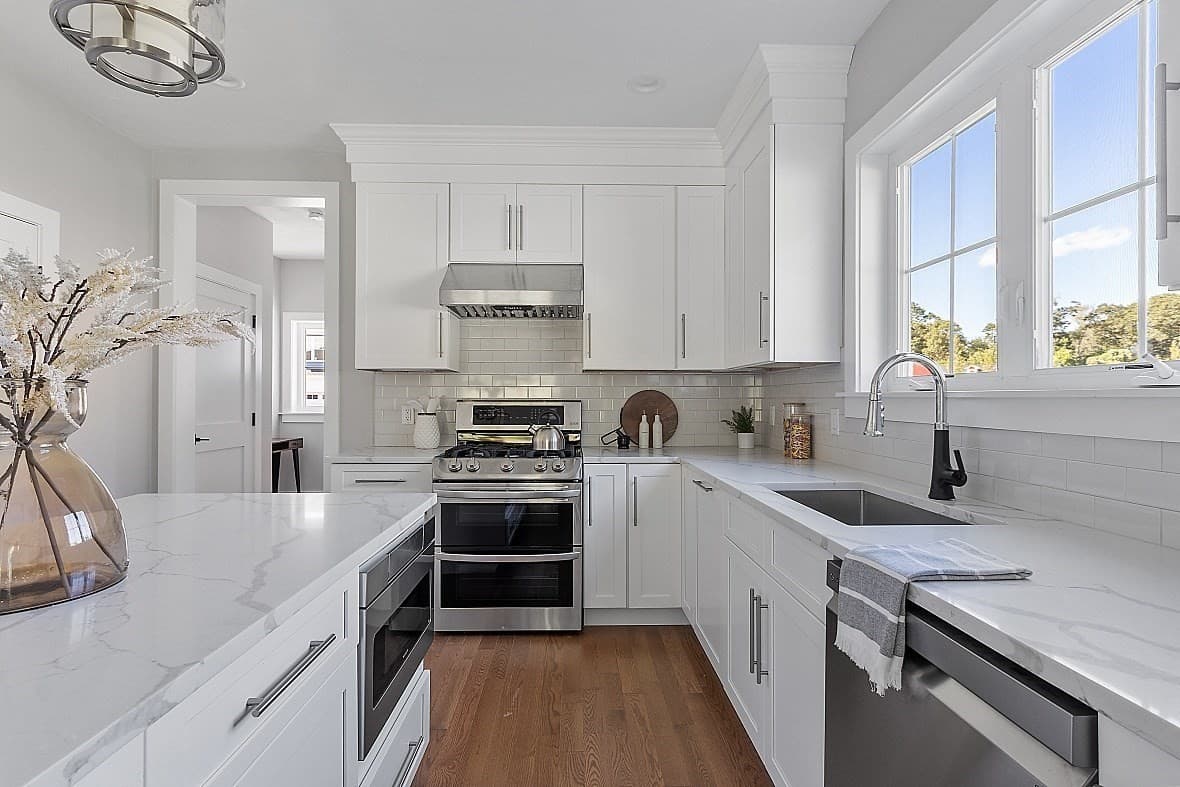 Condominium at 17 Conifer Circle # 32, Shrewsbury MA 01545, photo 10 of 17