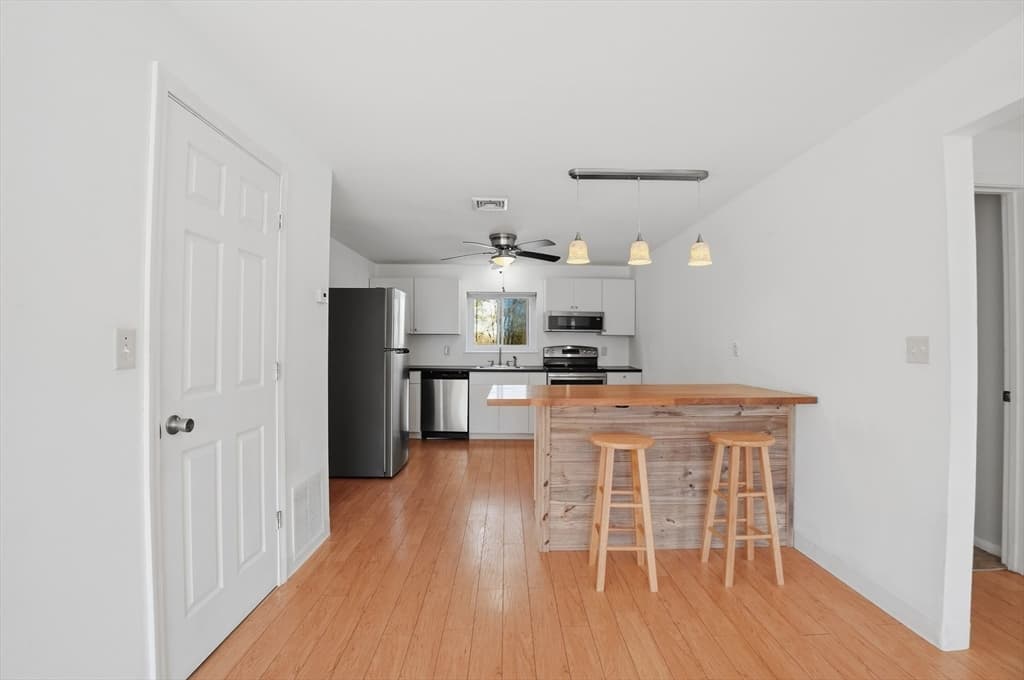 5455 North Main Street # 3D, Fall River MA 02720 photo 6