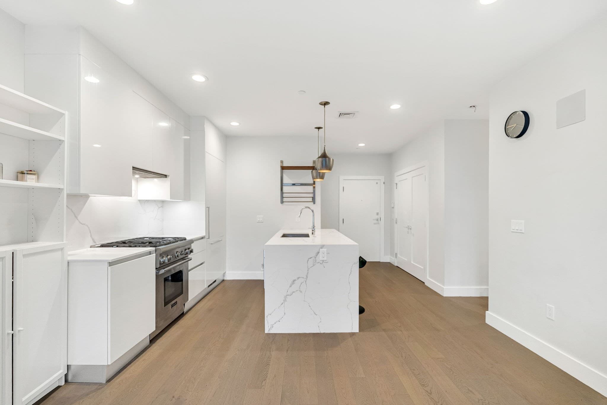 Condominium at 39 A # 12, Boston MA 02127, photo 5 of 17