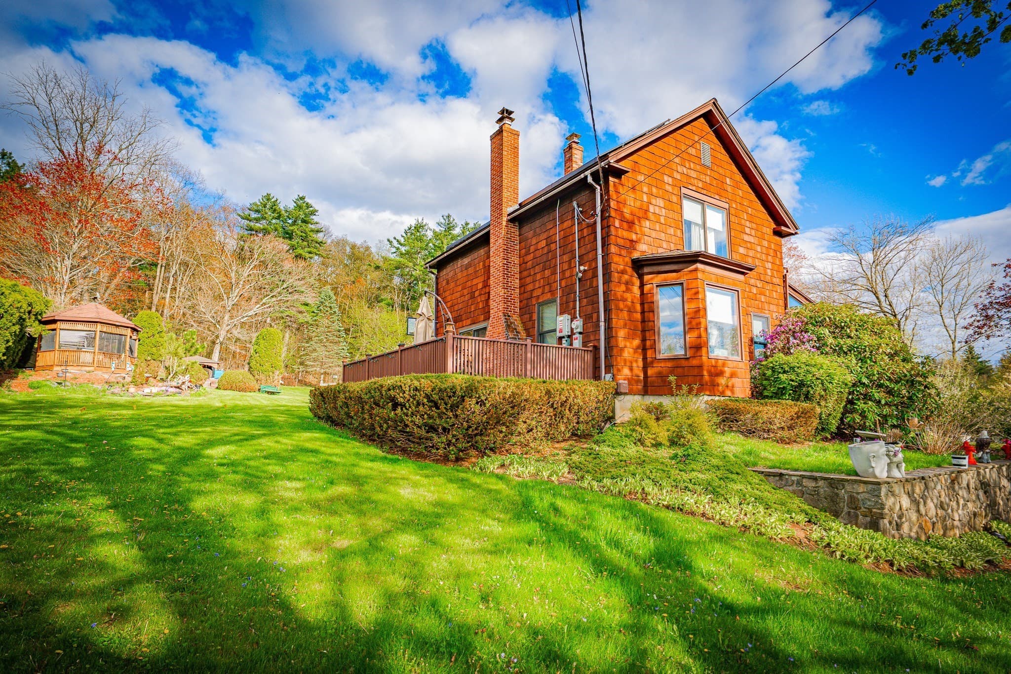 Single Family Residence at 257 Ashby State Rd, Fitchburg MA 01420, photo 2 of 30