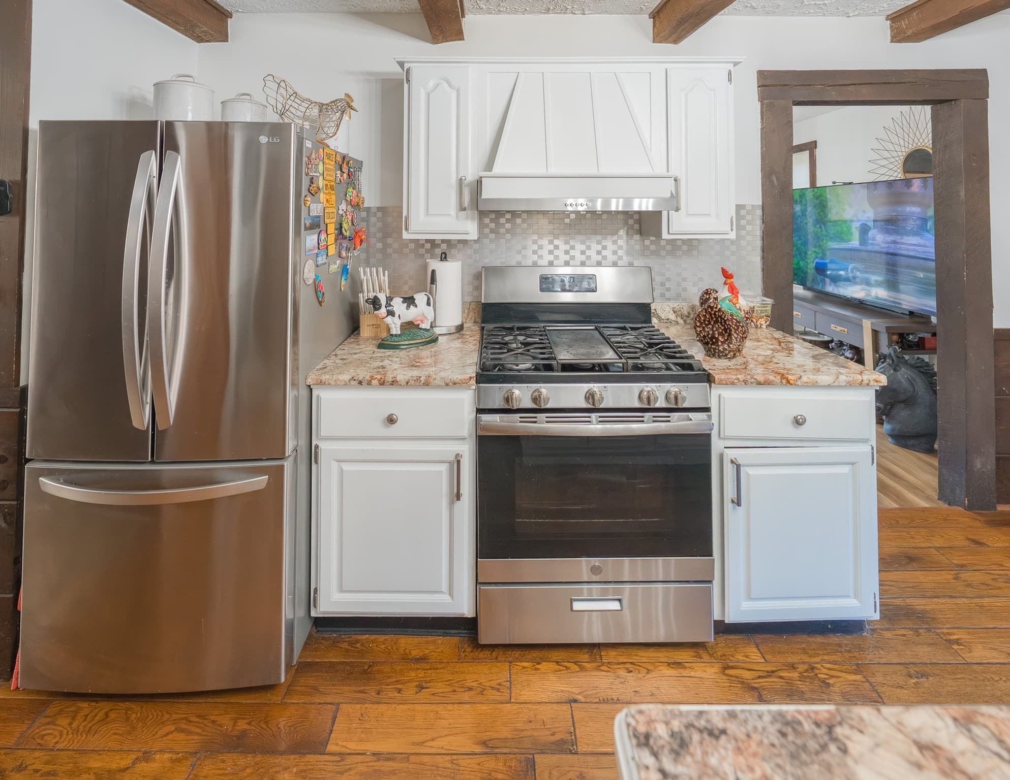 Single Family Residence at 257 Ashby State Rd, Fitchburg MA 01420, photo 11 of 30