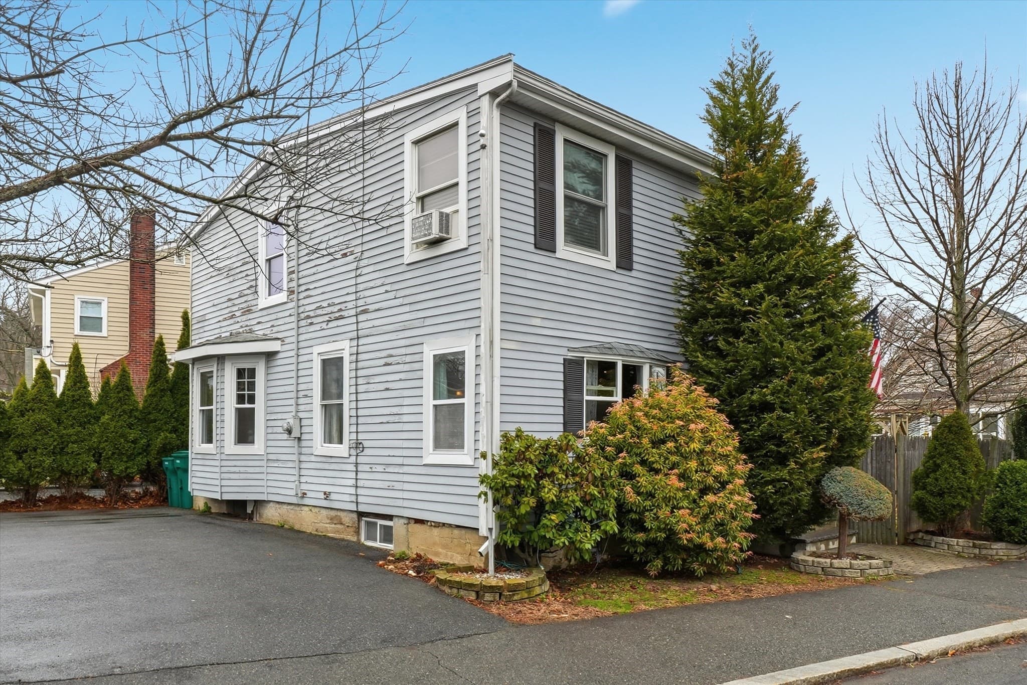 Single Family Residence at 9 Saunders Road, Lynn MA 01904, Lynn, photo 2 of 40