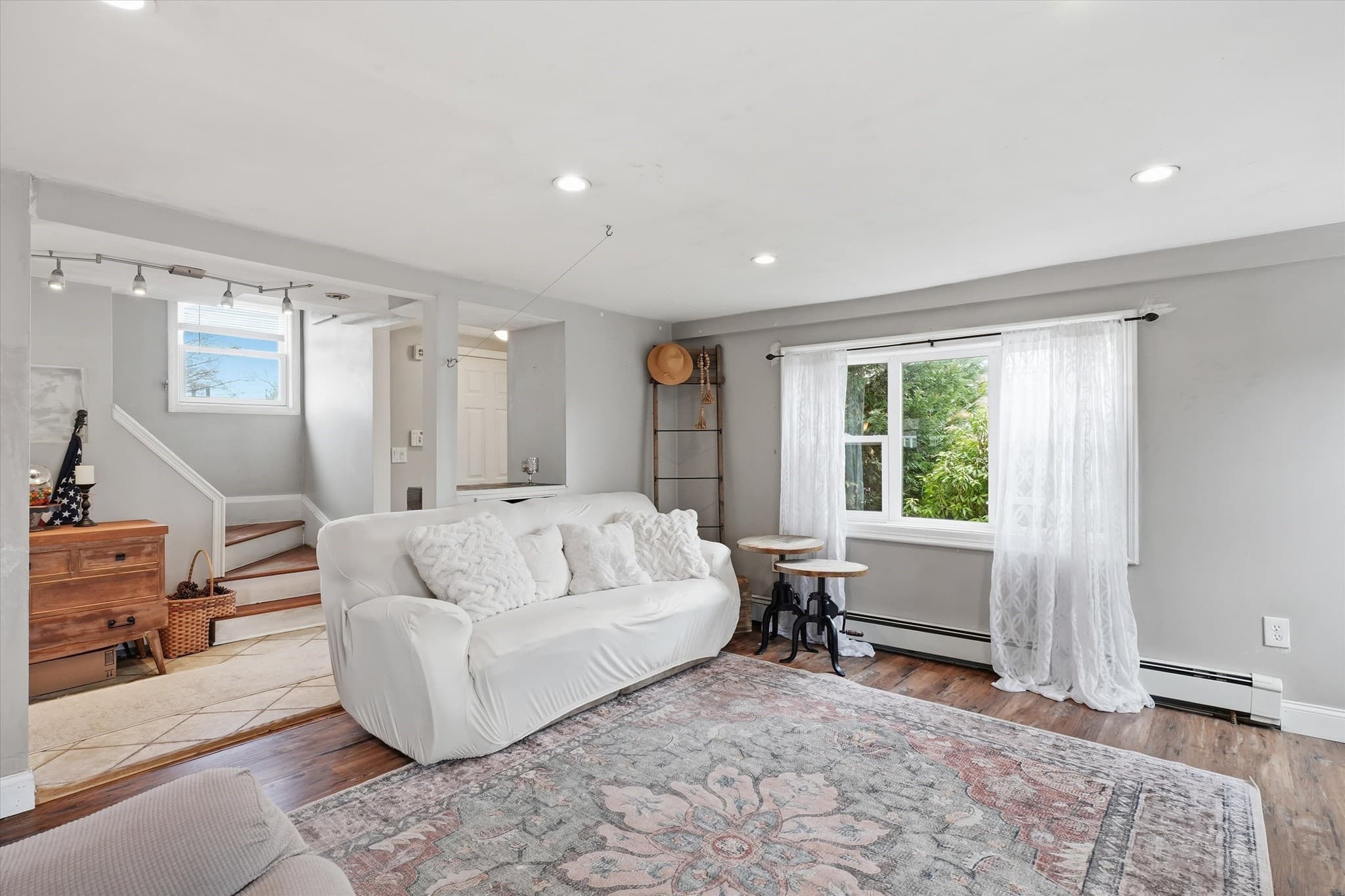 Single Family Residence at 9 Saunders Road, Lynn MA 01904, Lynn, photo 5 of 40