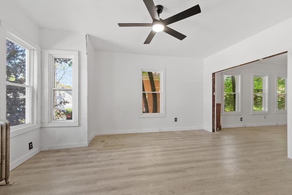 15 Redman Pl, Fitchburg MA 01420 photo 4