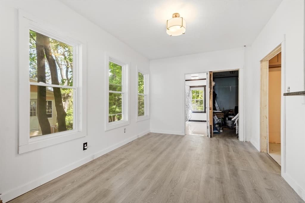 15 Redman Pl, Fitchburg MA 01420 photo 8