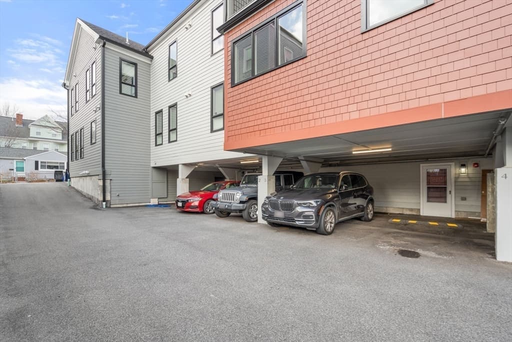 Condominium at 123-125 Centre St, Boston MA 02124, Boston, photo 28 of 41
