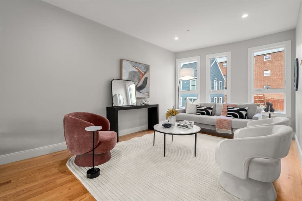 Condominium at 123-125 Centre St, Boston MA 02124, Boston, photo 9 of 41