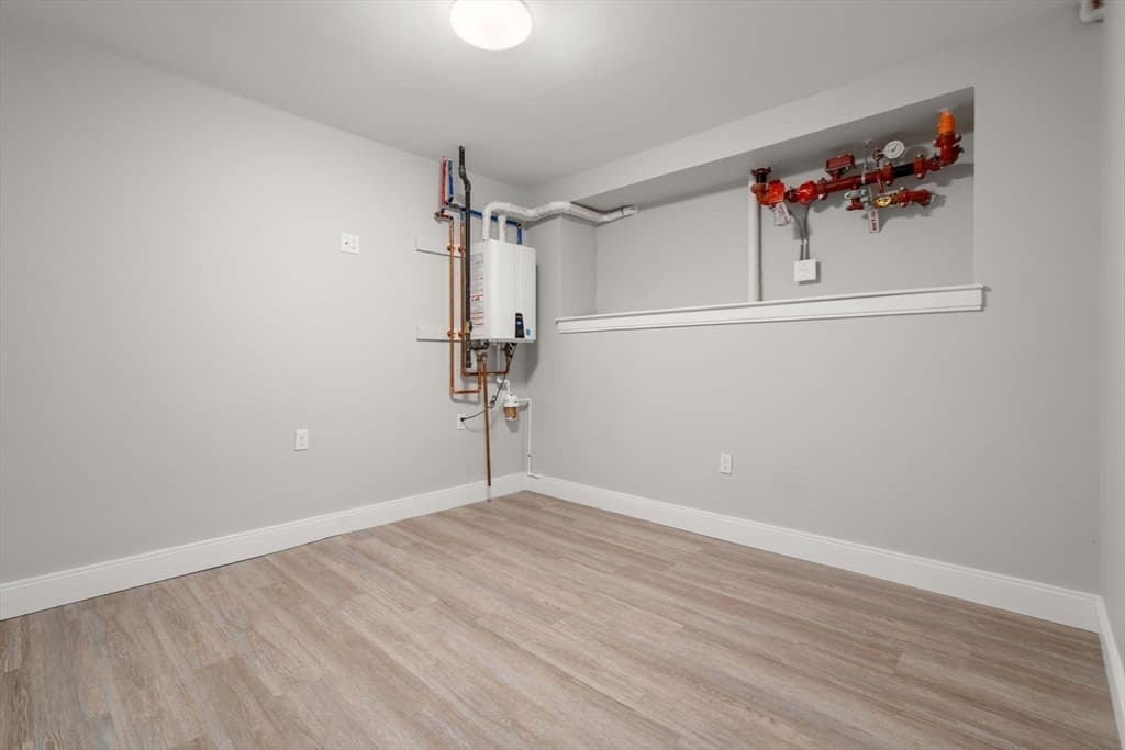 Condominium at 123-125 Centre St, Boston MA 02124, Boston, photo 25 of 41