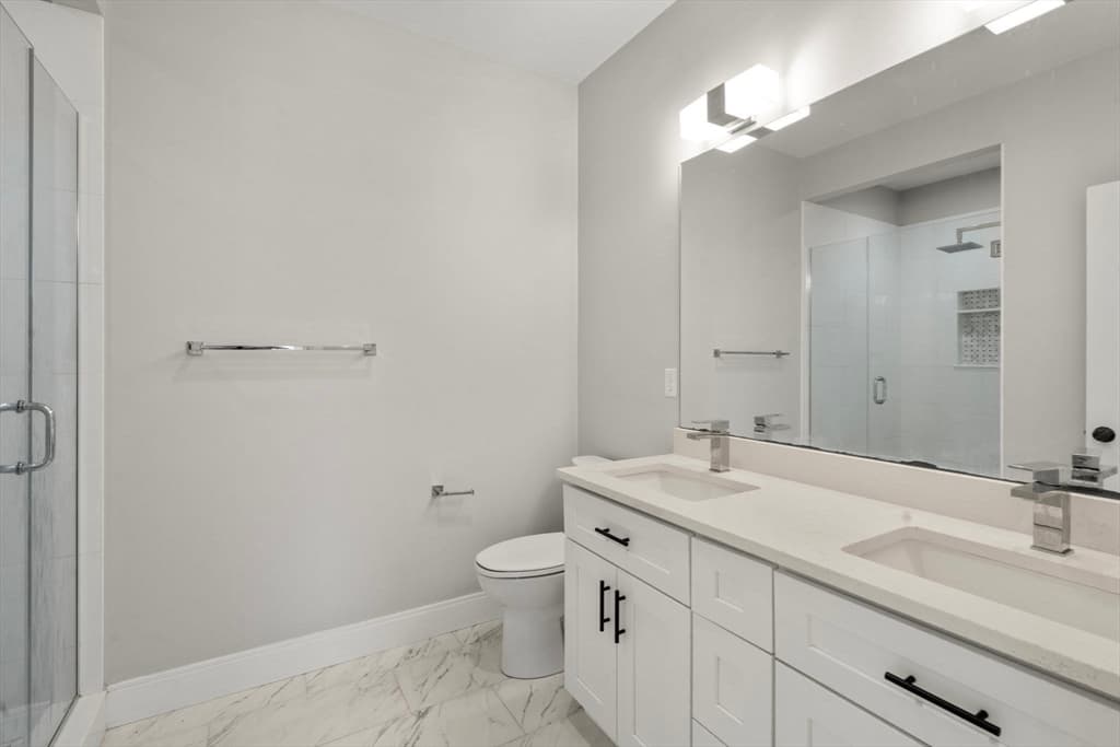 Condominium at 123-125 Centre St, Boston MA 02124, Boston, photo 25 of 38