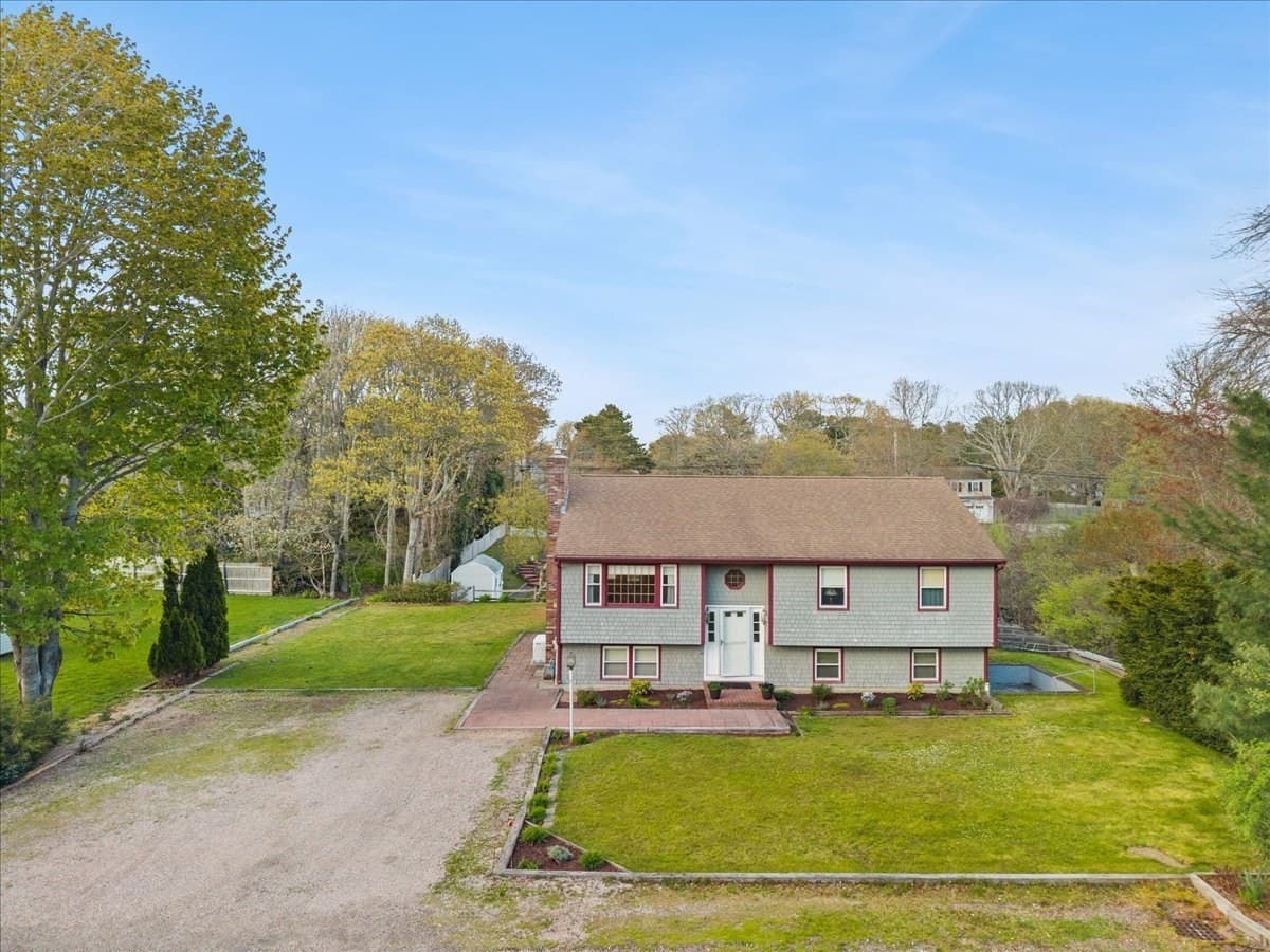 64 Rainbow Rd, Yarmouth MA 02673