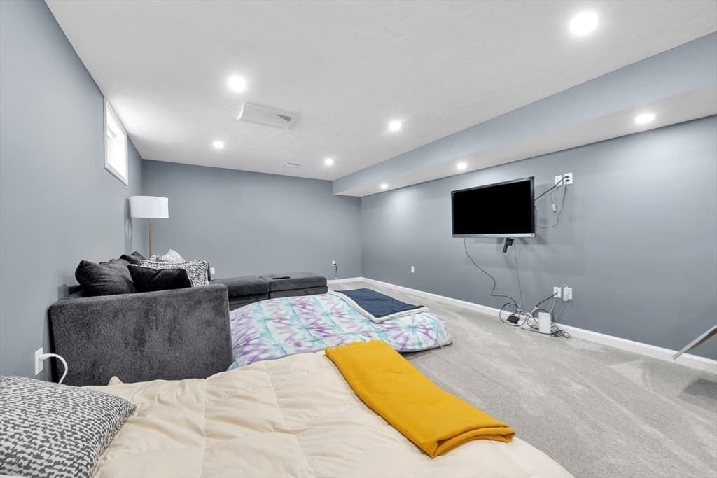 Condominium at 122 Milton St # 122, Dedham MA 02026, photo 15 of 24