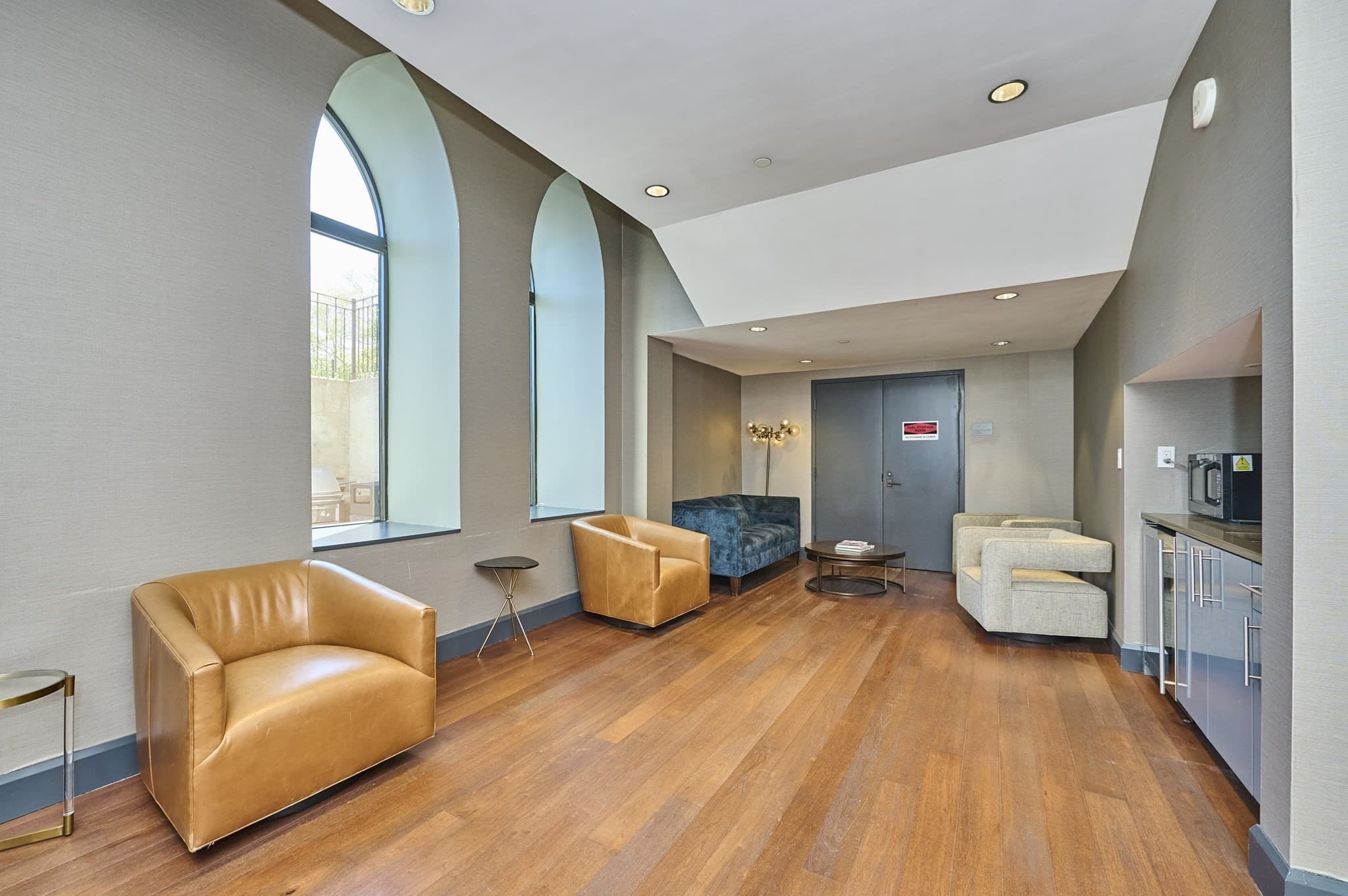 Condominium at 140 Shawmut Ave # 1B, Boston MA 02118, photo 17 of 20
