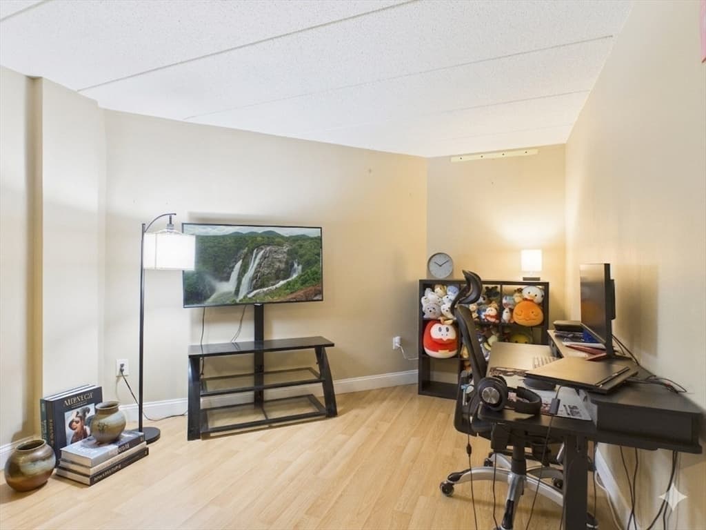 Condominium at 85 Brainerd Rd # 505, Boston MA 02134, photo 17 of 27