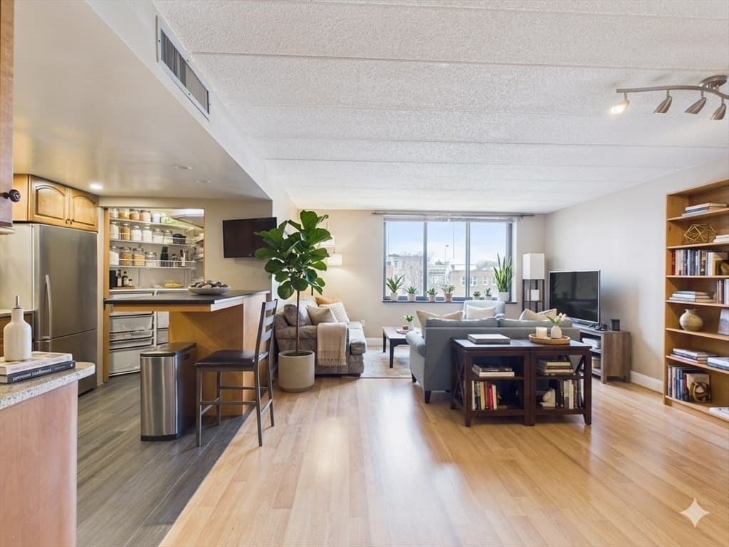 Condominium at 85 Brainerd Rd # 505, Boston MA 02134, photo 8 of 27