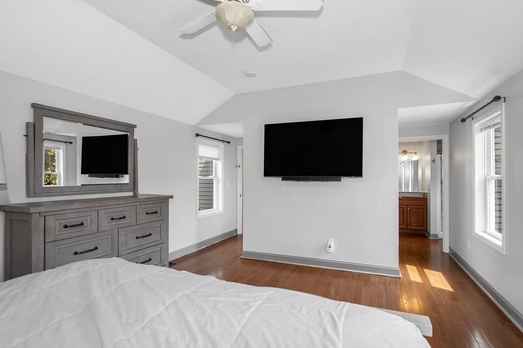Single Family Residence at 821 Merrimack Ave, Dracut MA 01826, photo 13 of 40