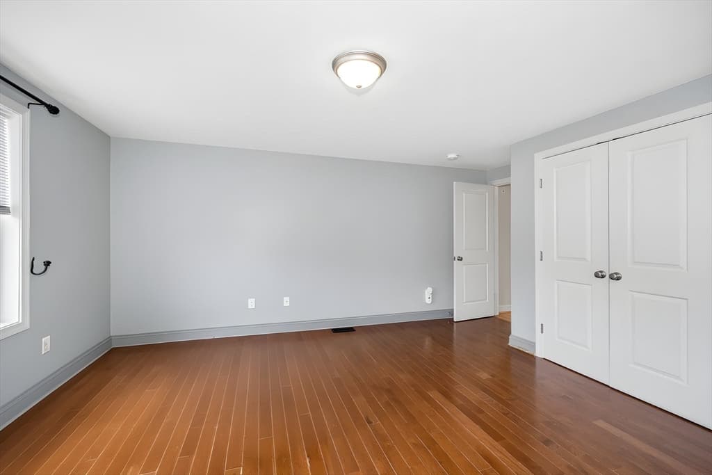 Single Family Residence at 821 Merrimack Ave, Dracut MA 01826, photo 19 of 40