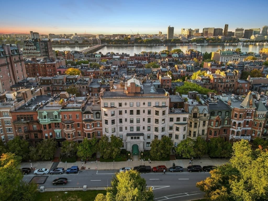 Condominium at 333 Commonwealth Ave # 14, Boston MA 02115, photo 19 of 20