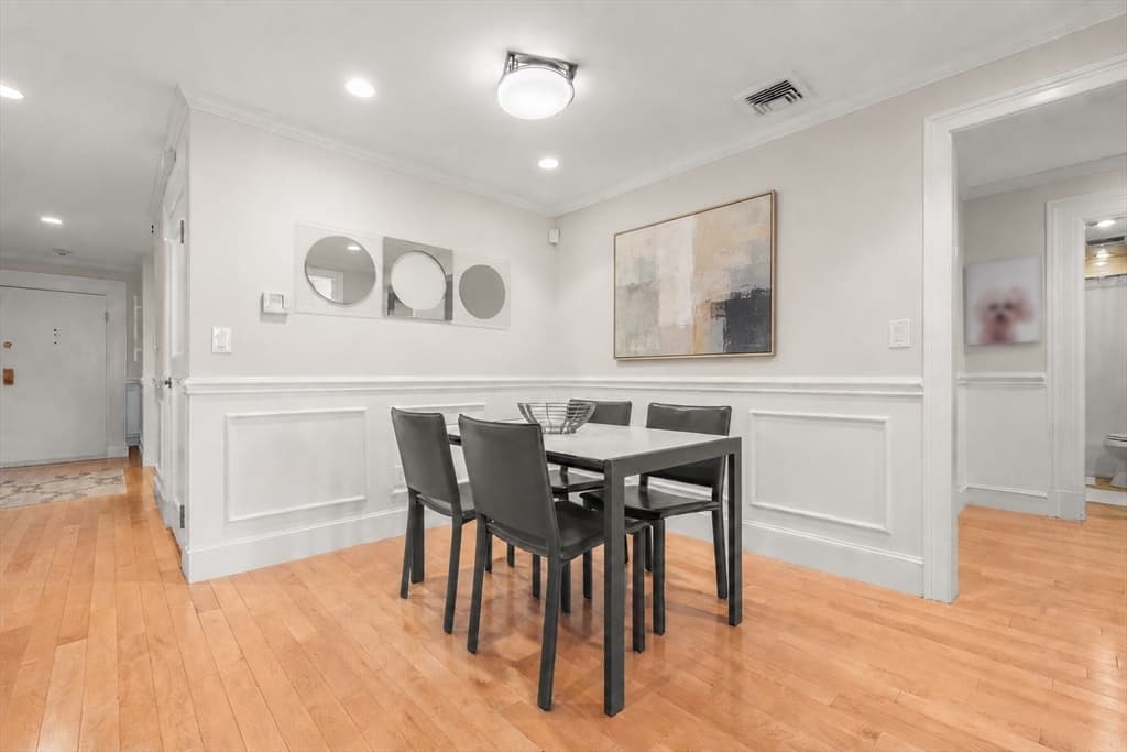 Condominium at 333 Commonwealth Ave # 14, Boston MA 02115, photo 4 of 20