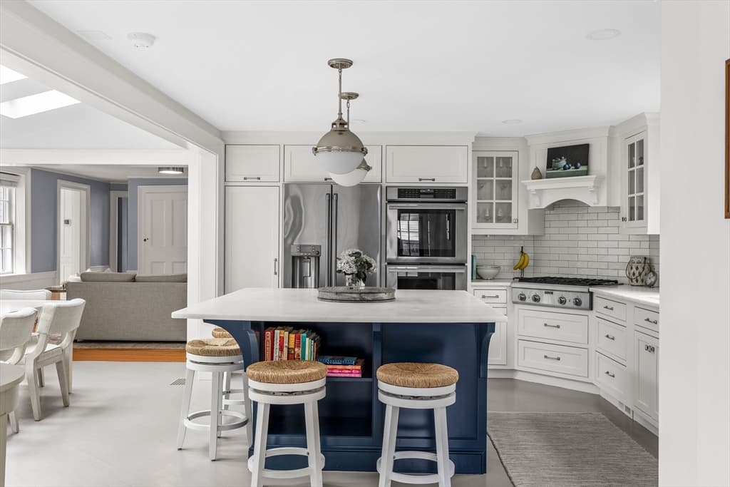 Single Family Residence at 37 Lincoln St, Hingham MA 02043, photo 3 of 41