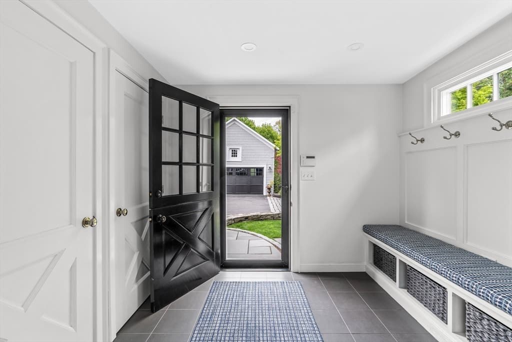 Single Family Residence at 37 Lincoln St, Hingham MA 02043, photo 9 of 41