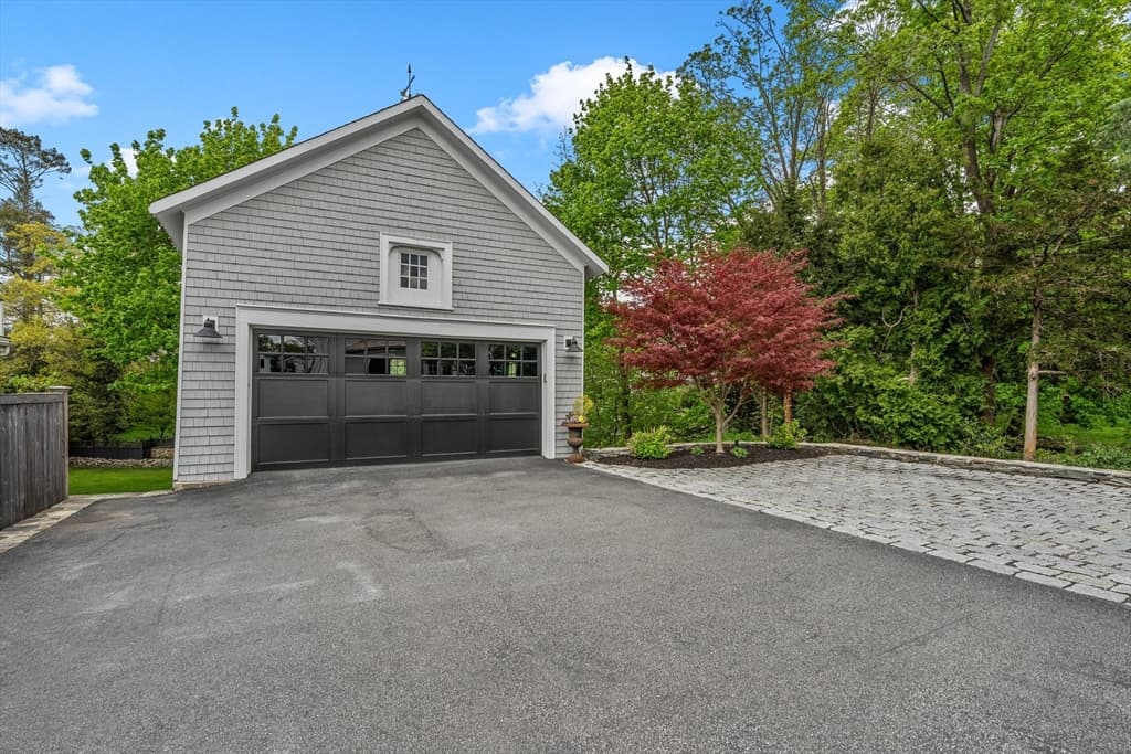 Single Family Residence at 37 Lincoln St, Hingham MA 02043, photo 34 of 41
