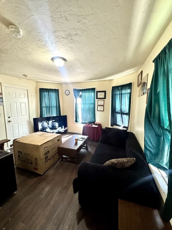28 Prescott St, Leominster MA 01453 photo 17