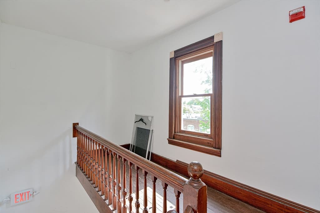 28 Prescott St, Leominster MA 01453 photo 16