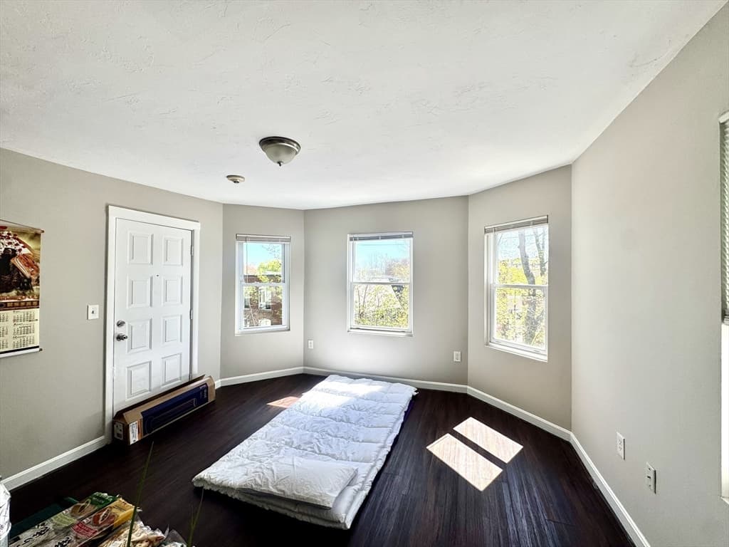 28 Prescott St, Leominster MA 01453 photo 22