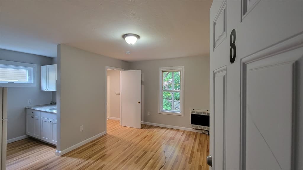 28 Prescott St, Leominster MA 01453 photo 10