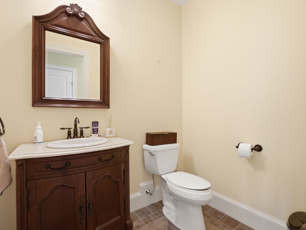 Single Family Residence at 50 Yorkshire Rd, Dover MA 02030, Dover, photo 18 of 42