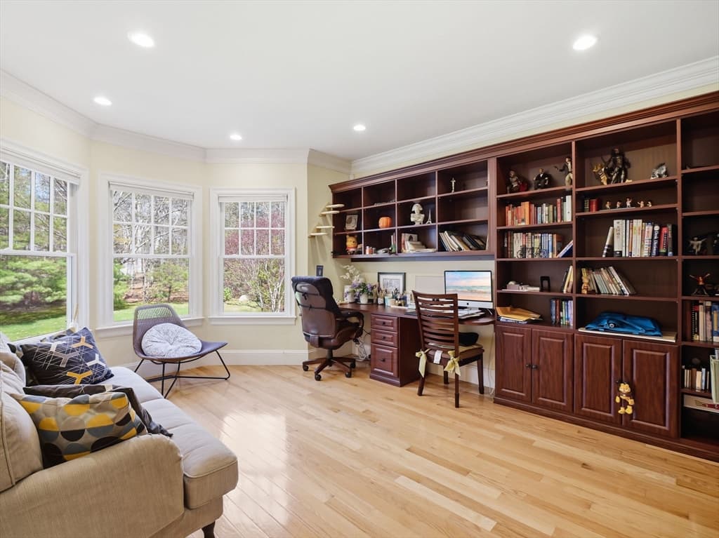 Single Family Residence at 50 Yorkshire Rd, Dover MA 02030, Dover, photo 11 of 42