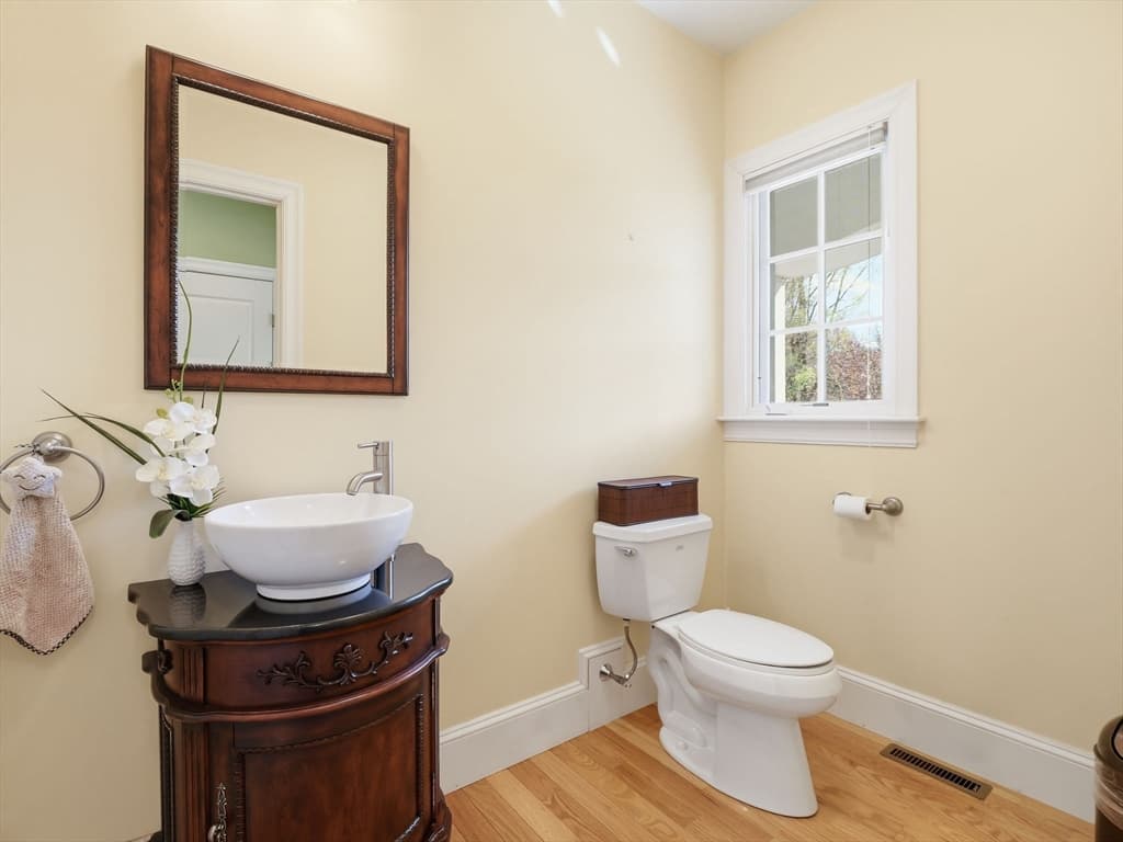 Single Family Residence at 50 Yorkshire Rd, Dover MA 02030, Dover, photo 19 of 42