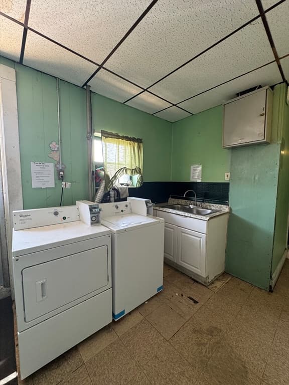 5+ Family - Rooming House at 86 S Broadway, Lawrence MA 01843, Lawrence, photo 12 of 23