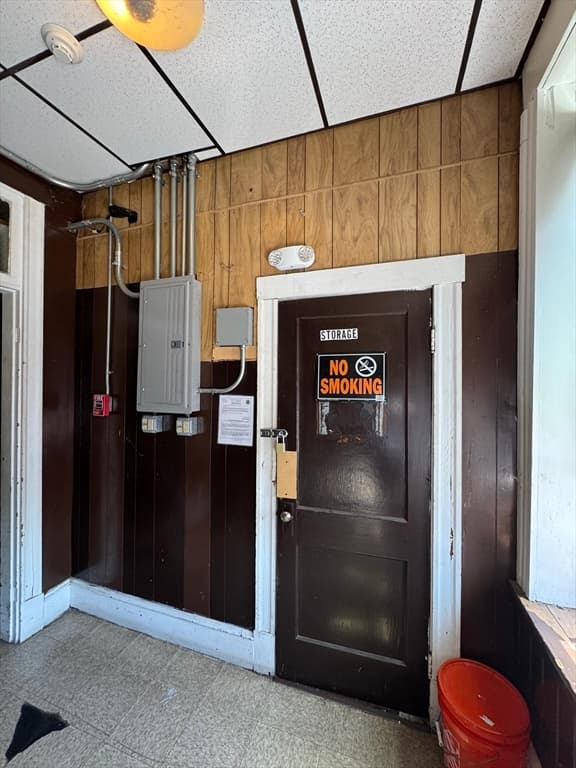 5+ Family - Rooming House at 86 S Broadway, Lawrence MA 01843, Lawrence, photo 7 of 23