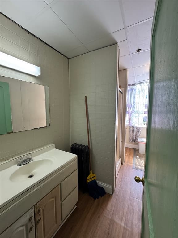 5+ Family - Rooming House at 86 S Broadway, Lawrence MA 01843, Lawrence, photo 11 of 23