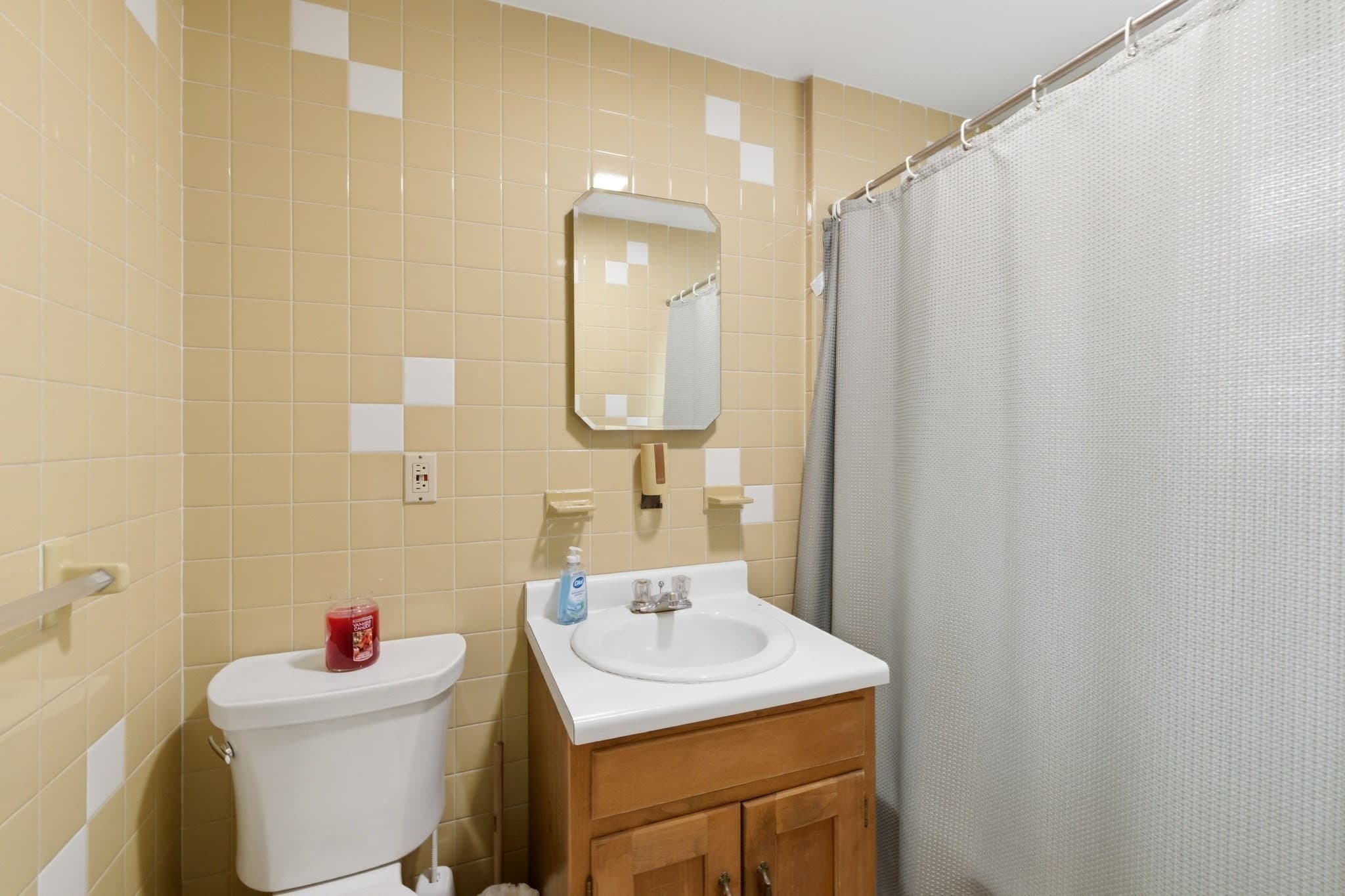 3 Family - 3 Units Up/Down at 126 Summer St, Somerville MA 02143, photo 29 of 32