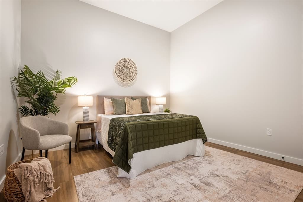 22 Elm St # 401, Worcester MA 01608