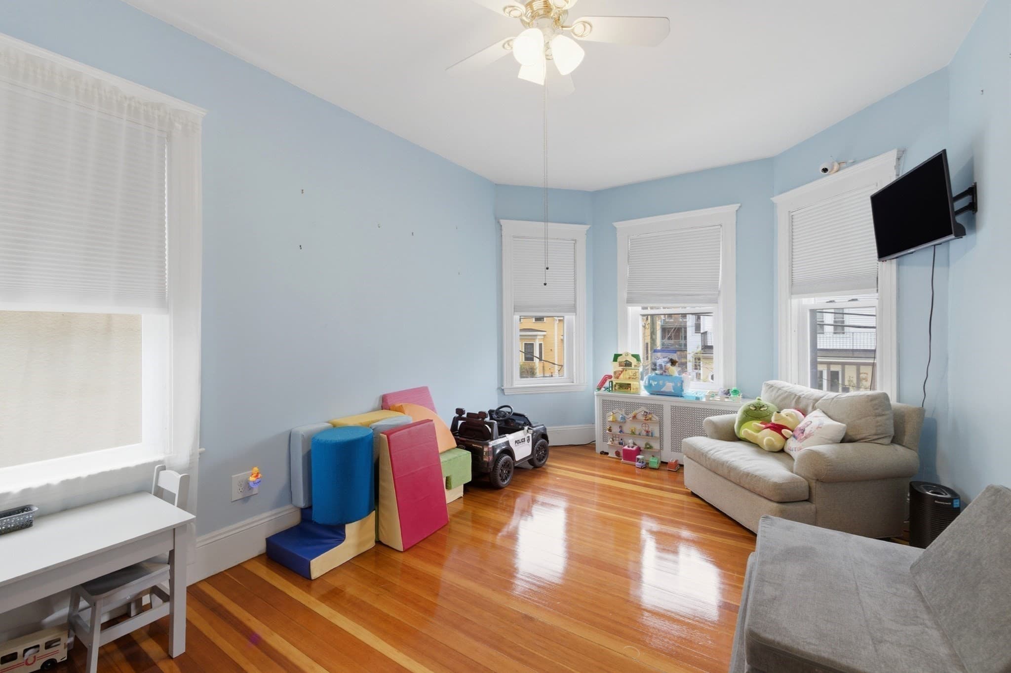 3 Family - 3 Units Up/Down at 130 Summer St, Somerville MA 02143, photo 9 of 40