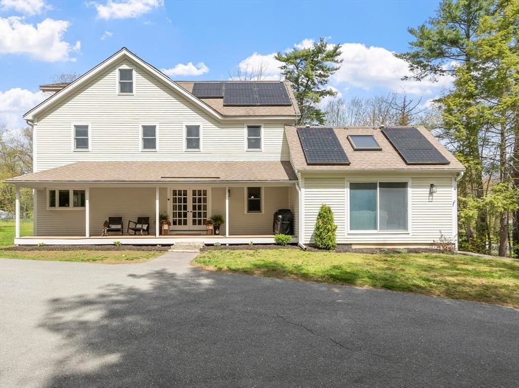557 Fitchburg State Rd, Ashby MA 01431 photo 2