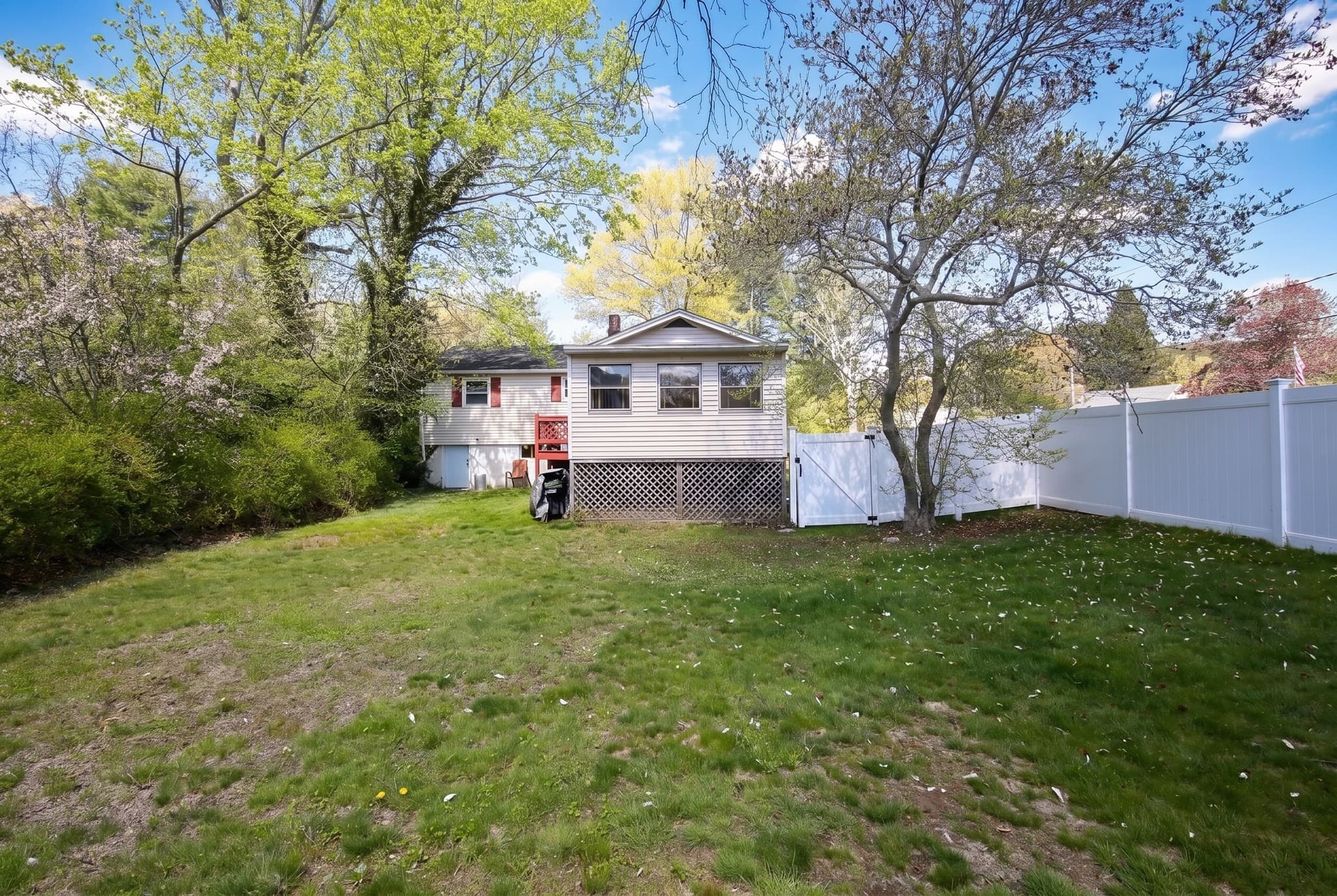 Single Family Residence at 10 Edson Street, Taunton MA 02780, photo 30 of 40