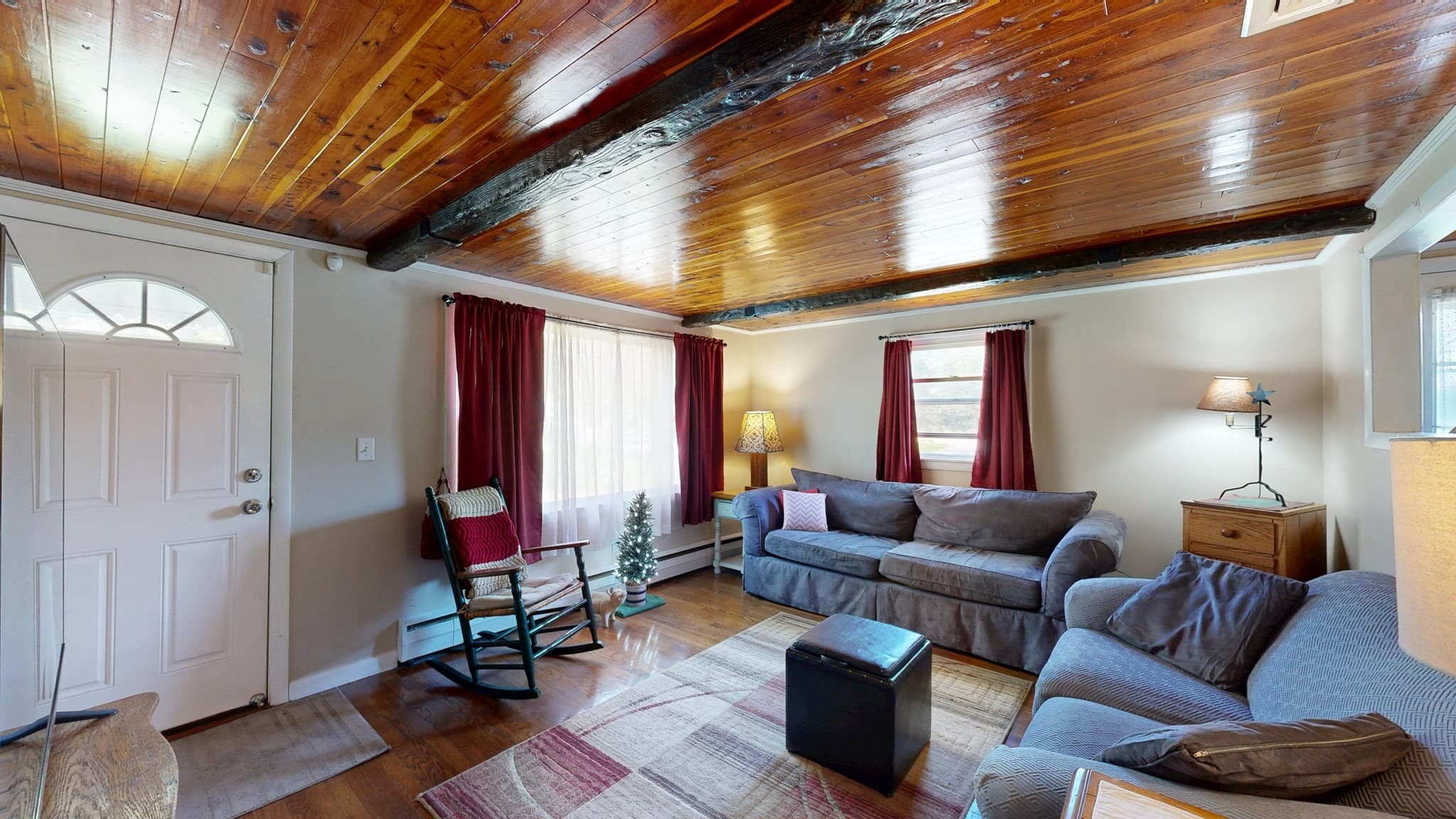 Single Family Residence at 10 Edson Street, Taunton MA 02780, photo 4 of 40