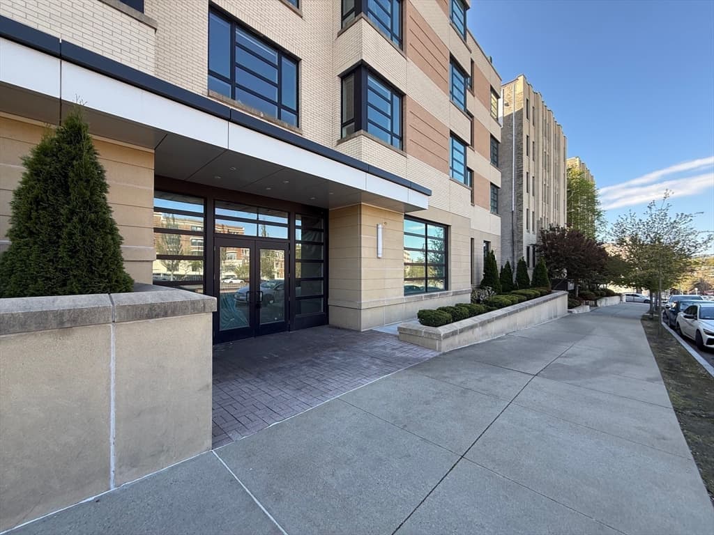 1650 Commonwealth Ave # c1, Boston MA 02135 photo 6
