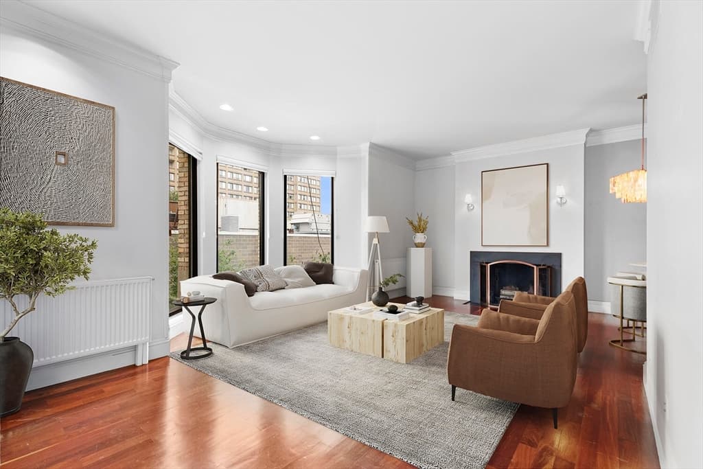 350 Tappan St # 1, Brookline MA 02445