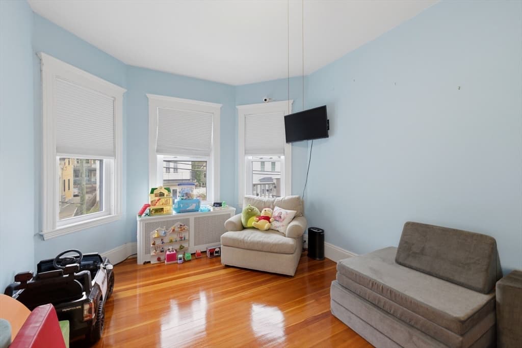 5-9 Family at 126-130 Summer Street, Somerville MA 02143, Somerville, photo 20 of 36