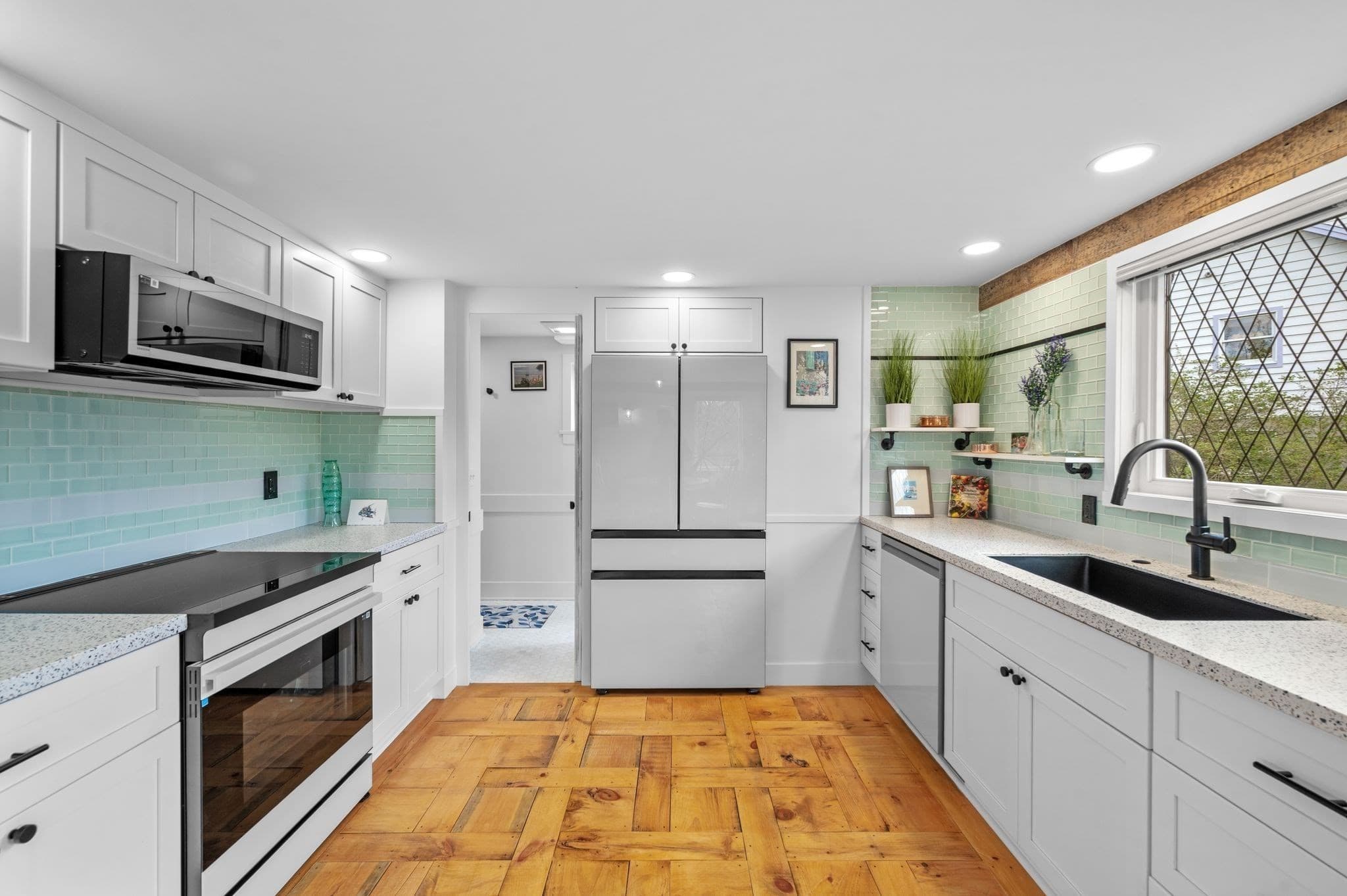 Single Family Residence at 338 Granite St, Rockport MA 01966, photo 9 of 28