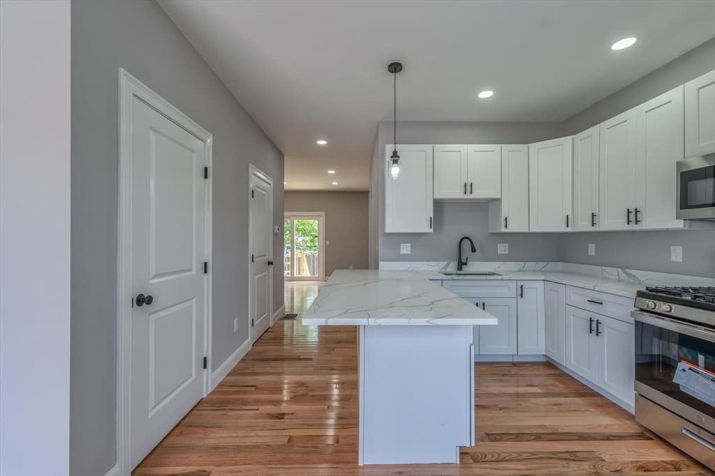362 High St # 0, Fall River MA 02720 photo 7